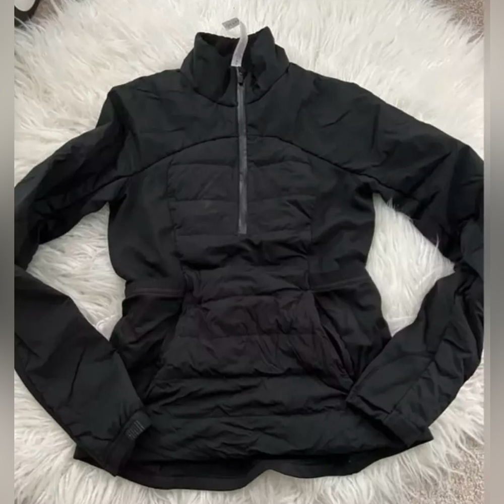 Lululemon Down for it all Pullover 6 (US small)